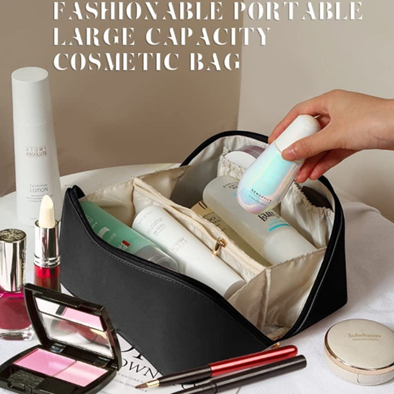 Leather make up pouche